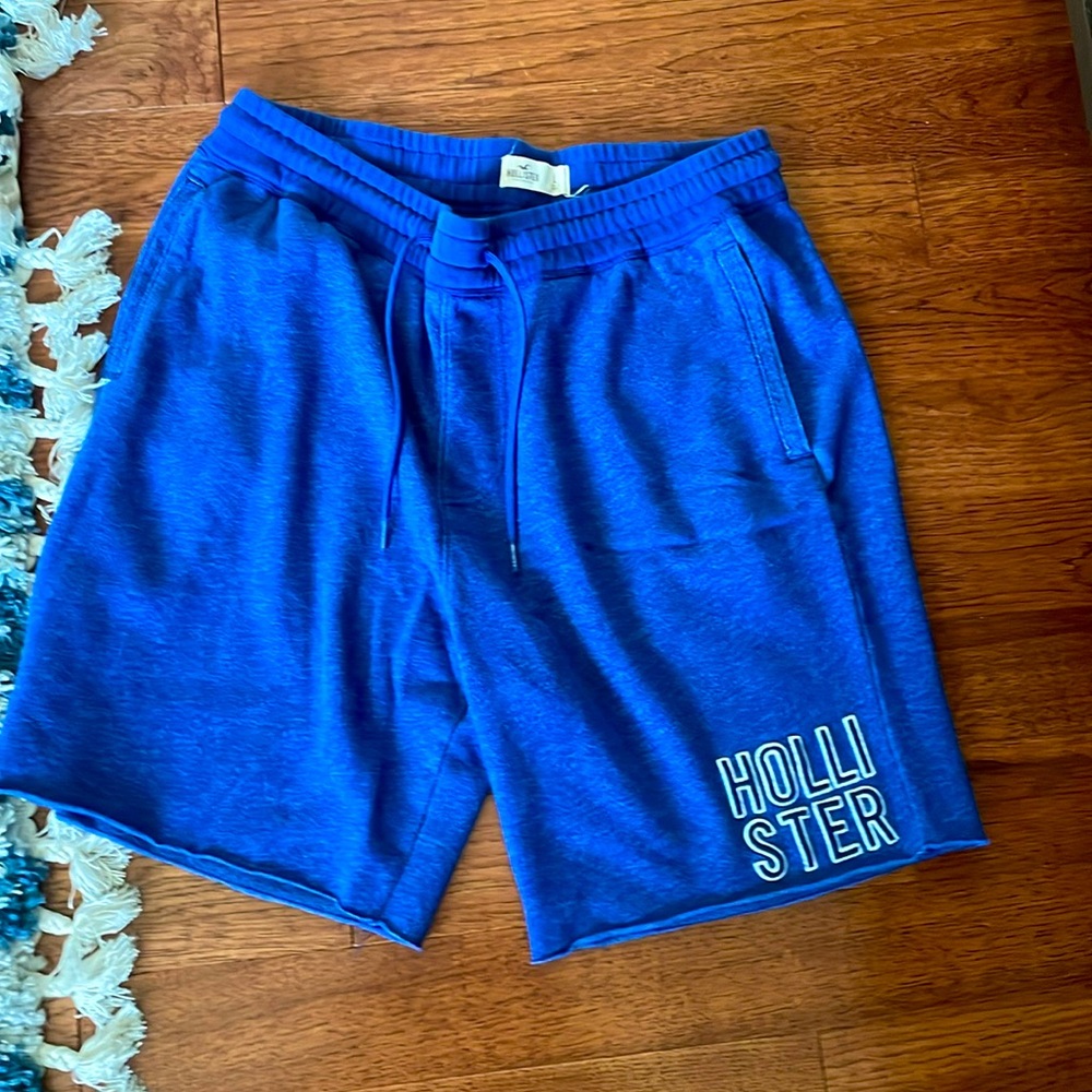 Hollister Men’s Logo Shorts
